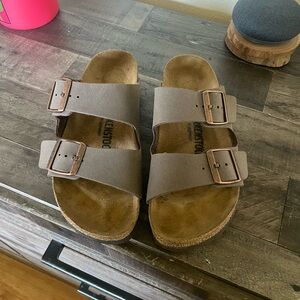 New Arizona Birkenstocks